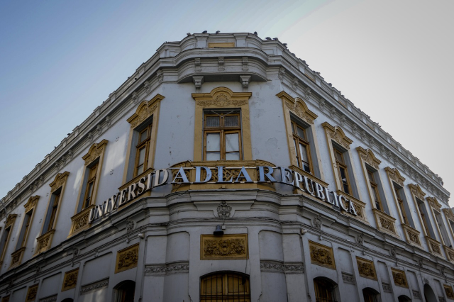 Fasiitas Pendukung Terbaik di Universidad de la República